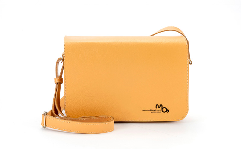 ショルダーバッグ 姫路レザーのシンプルなミニショルダーバッグ（A5サイズ） バッグ 鞄 カバン レザー 牛革 全5色 高級感 A5サイズ 軽量 ショッピング レジャー 姫路市 兵庫県 ブラック