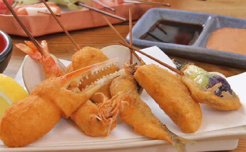 【日本酒と串揚 蔵】＜名物＞串・すすぎ鍋［特選??和?］コース 4名様分（ぐるなびセレクション） お食事券 コース 鍋 兵庫県 姫路市