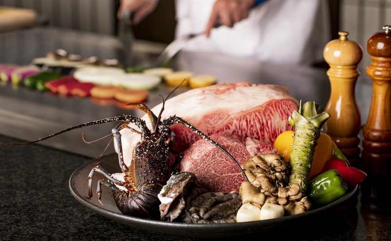 ホテル日航姫路 【鉄板焼 銀杏】 ペアディナーお食事券