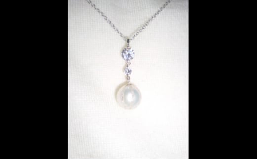 芦屋流　Art of pearl　No2 デザインを施した淡水パールとキュービックジルコニアのネックレス[063-a002]