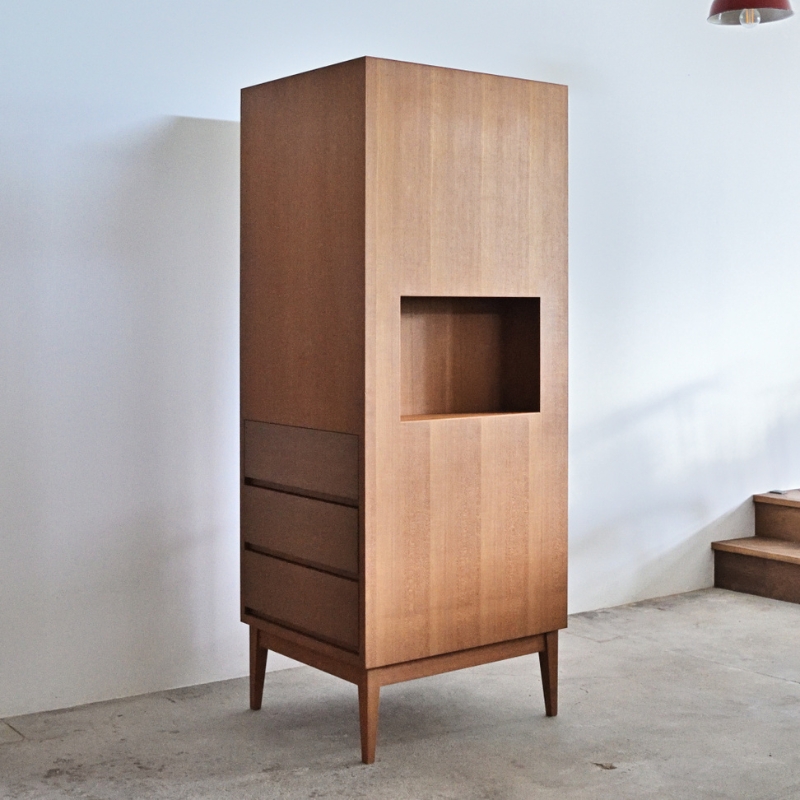 キッチンキャビネット