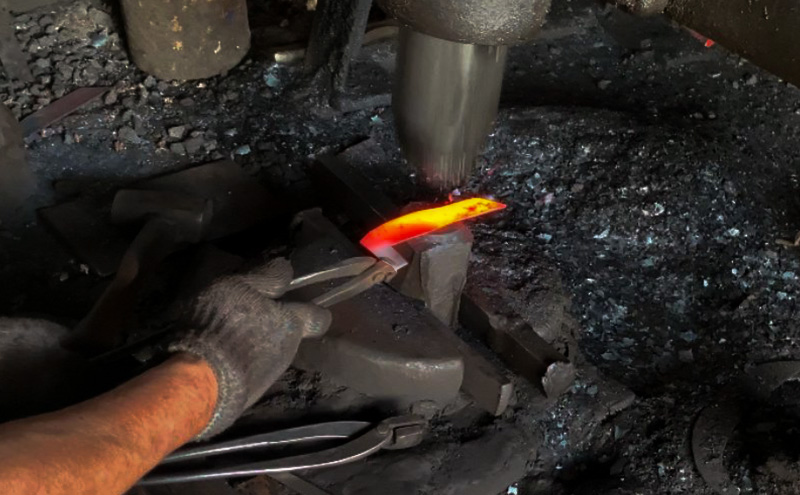 千代高龍　鋼付カット鎌110mm　赤口 ガーデニング　農業　除草