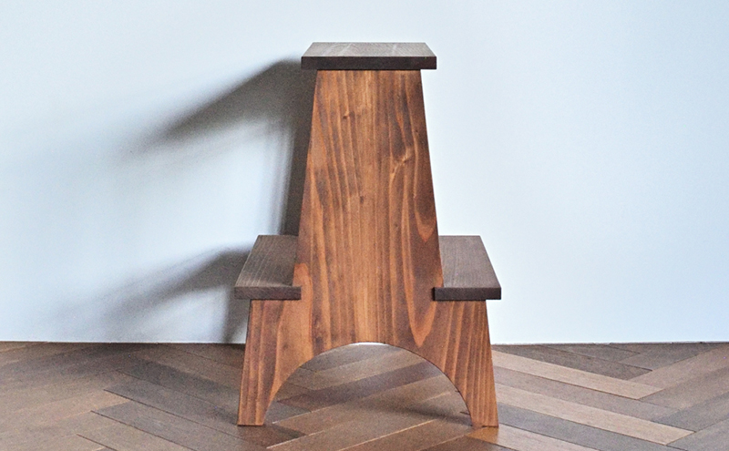 ステップスツール ブラウン インテリア 踏み台 スツール 飾り棚 テーブル 机 木製 デザイン オリジナル 兵庫県 小野市