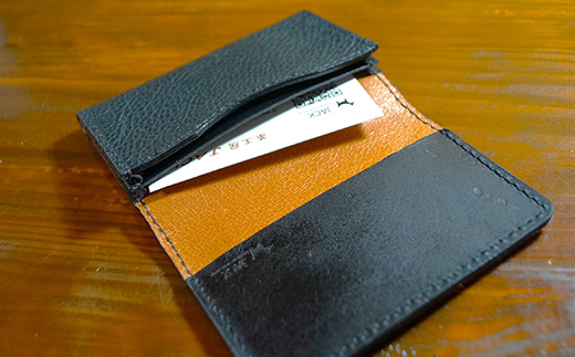 本革製名刺入れ＜ブラック＞ ハンドメイド 国産牛ヌメ革 名刺入れ 名刺 ケース 本革 レザー 革製品 贈り物 ギフト 黒 ブラック F6L-256 ブラック