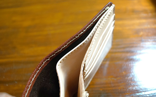 本革製二つ折り札入れ (コインケースなし)＜ネイビー＞ ハンドメイド 国産牛ヌメ革 二つ折り 札入れ 財布 本革 レザー 革製品 贈り物 ギフト ネイビー F6L-290 ネイビー