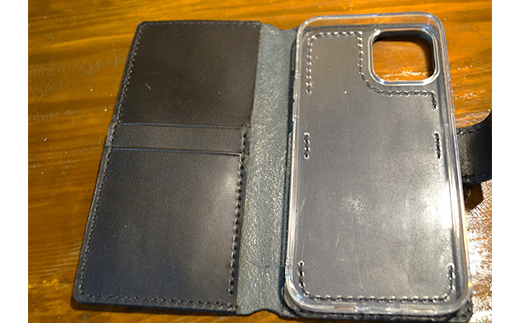 本革製手帳型iPhoneカバー iPhone12ProMax用 ＜ネイビー＞ 国産牛ヌメ革 スマホ 手帳型 カバー iPhone iPhone12 iPhone12Pro 本革 レザー 革製品 ネイビー F6L-314 ネイビー
