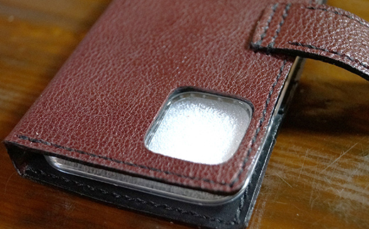 本革製手帳型iPhoneカバー iPhone12mini用 ＜ブラック＞ 国産牛ヌメ革 ハンドメイド スマホ 手帳型 カバー iPhone iPhone12mini 本革 レザー 革製品 黒 ブラック F6L-318 ブラック