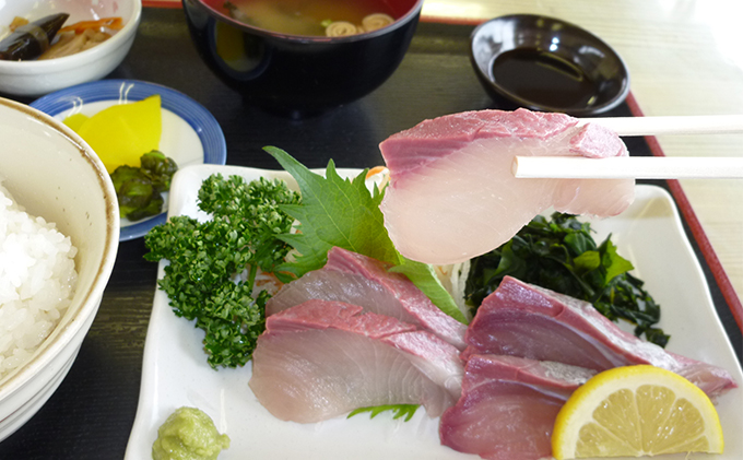 ひけた鰤(ブリ)一尾(納期指定賜ります)