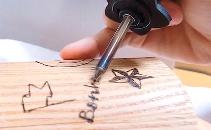 名入れ お食事 3点 セット 皿 スプーン フォーク くま 木製 食器 ベビー 赤ちゃん 出産祝い ギフト ギフトセット ハーフバースデー