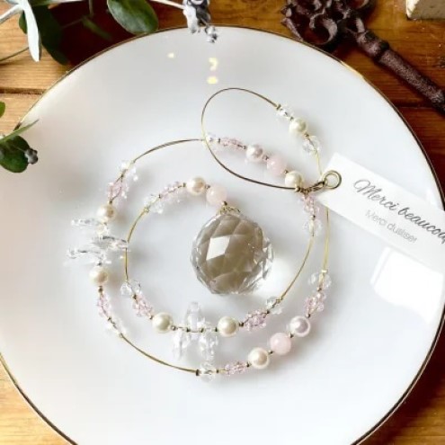 インテリア 虹色に輝く癒しのインテリア サンキャッチャー オーナメント ローズクォーツ 雑貨