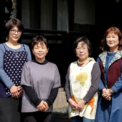 風呂敷 叶模様の風呂敷 大サイズ(紺) ふろしき スカーフ ひざ掛け 小郡市 福岡