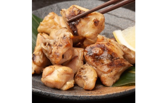 鶏肉 モモ ムネ はかた地どり 肉 計500g 塩胡椒付 化粧箱入 焼き鳥 焼き肉 すき焼き用 配送不可 離島 お肉 鶏料理 使いやすい カット済 冷凍鶏肉 調理 料理 時短 鶏モモ 鶏むね セット