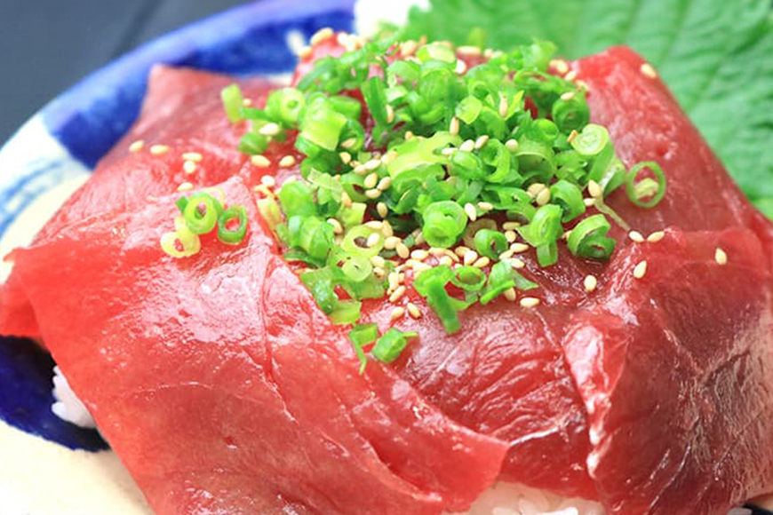 沖縄県産海ぶどうまぐろ丼セット