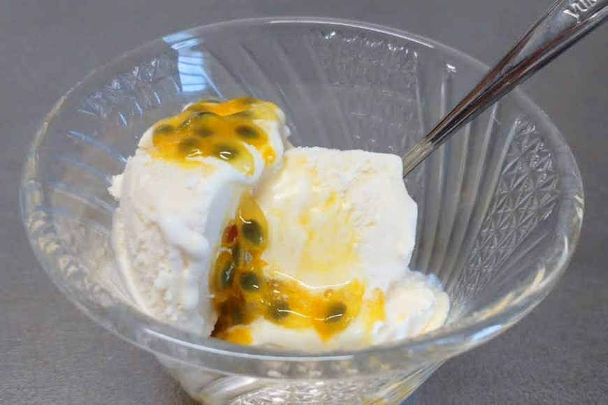 【2026年発送】糸満産　糸ちゃんパッションフルーツ＜家庭用／1kg＞ 104-2